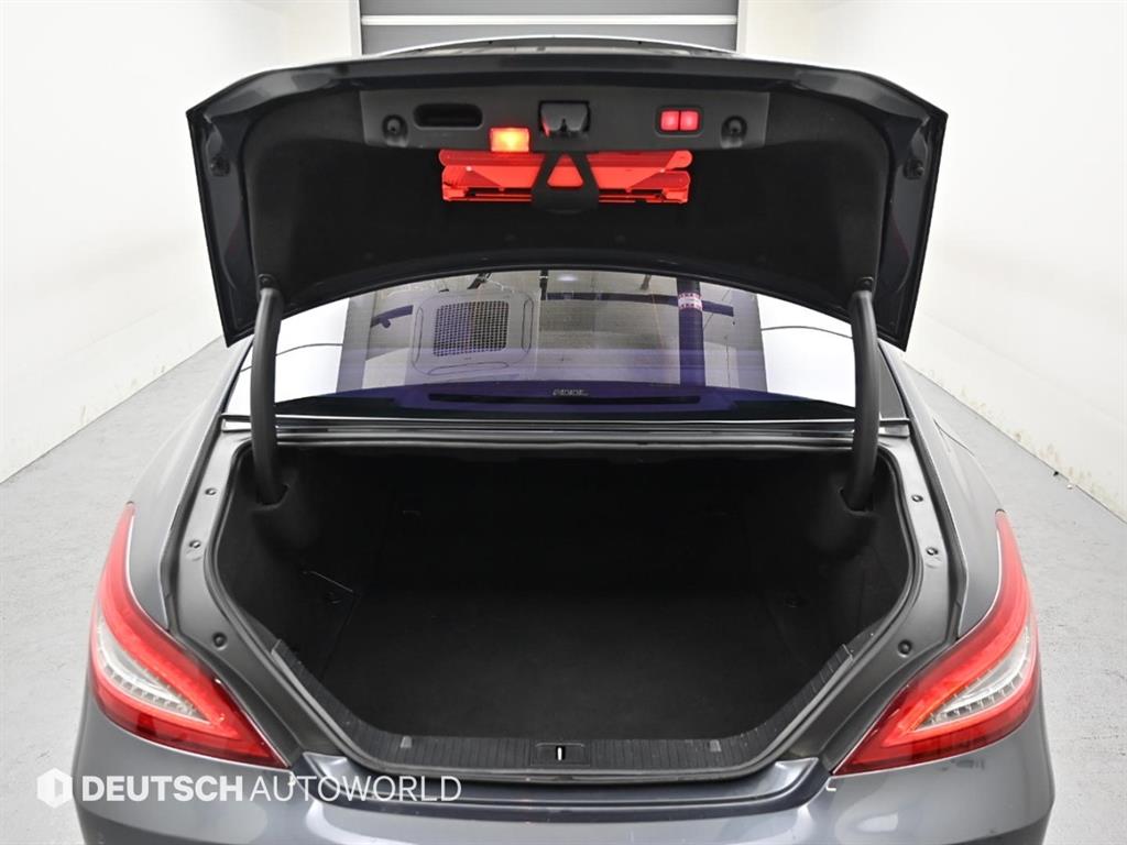 Mercedes Benz CLS Class 2015 Gris - Importación desde Corea - HF Imports Iquique - Foto 19