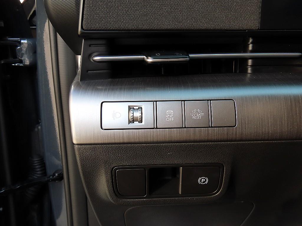 HYUNDAI Kona - Vista 12