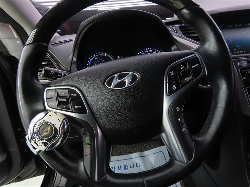 HYUNDAI Grandeur - Vista 8