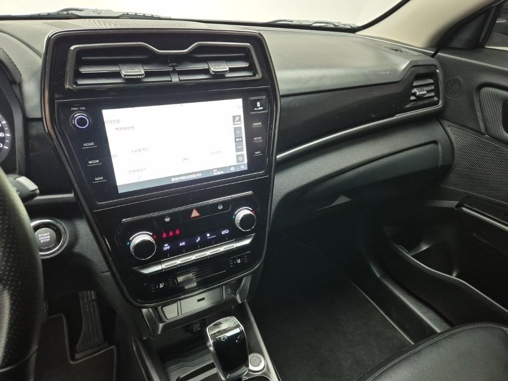 Ssangyong Tivoli - Vista 10