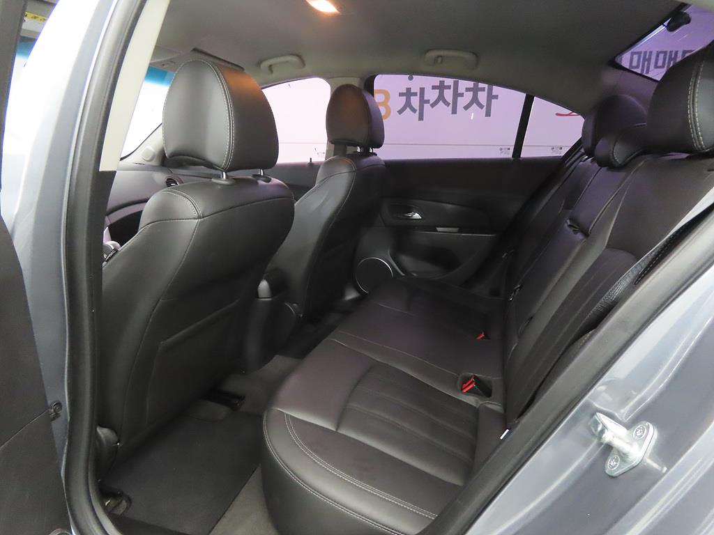 Chevrolet Cruise - Vista 6