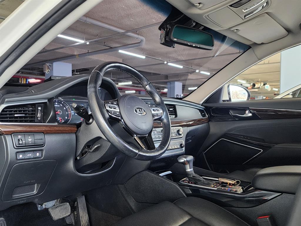 KIA K7 - Vista 12