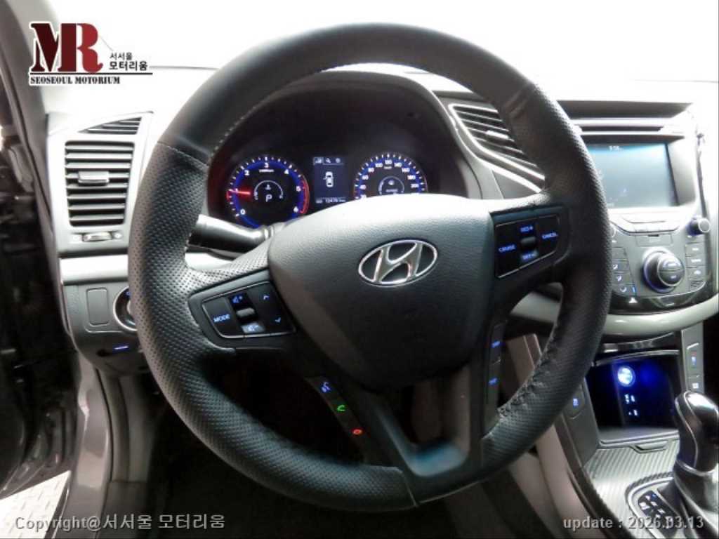 HYUNDAI i40 - Vista 8