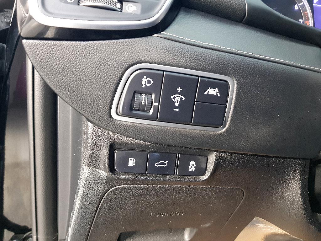 HYUNDAI Grandeur - Vista 11