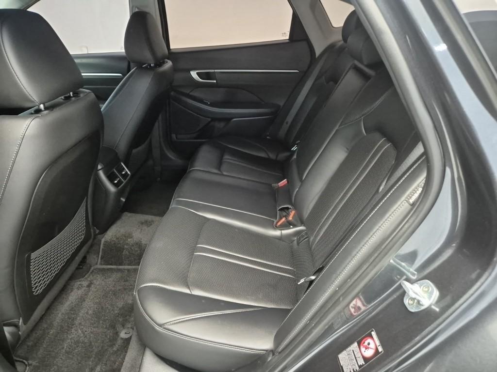 HYUNDAI Sonata - Vista 10