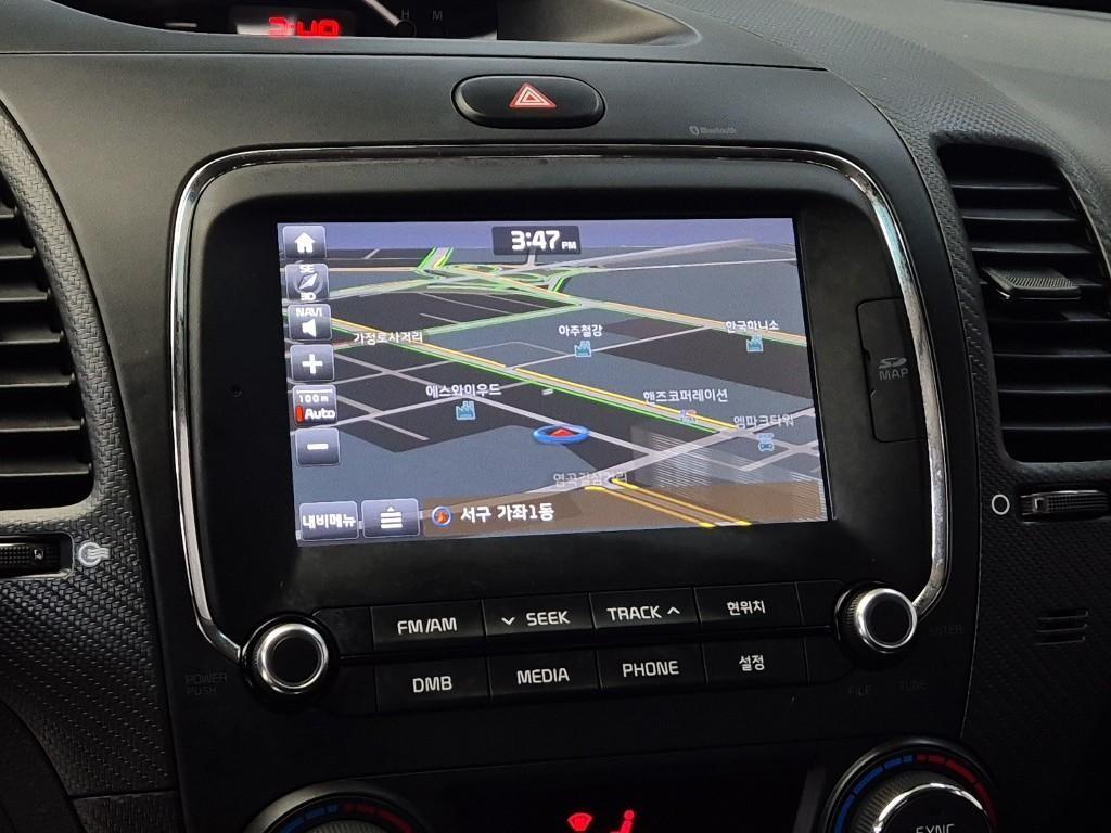 KIA K3 2016 Blanco - Importación desde Corea - HF Imports Iquique - Foto 13