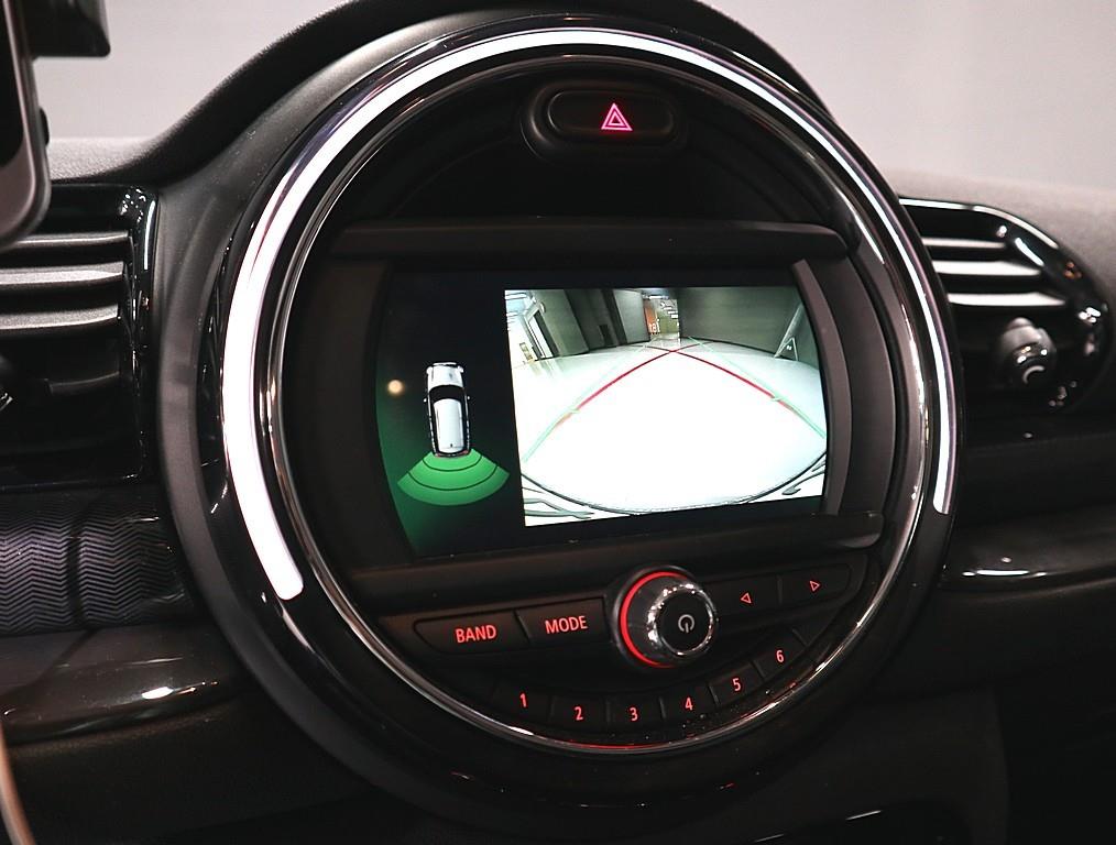 Mini Clubman - Vista 11