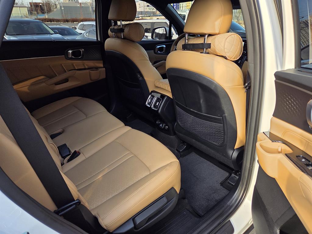 KIA Sorento - Vista 8