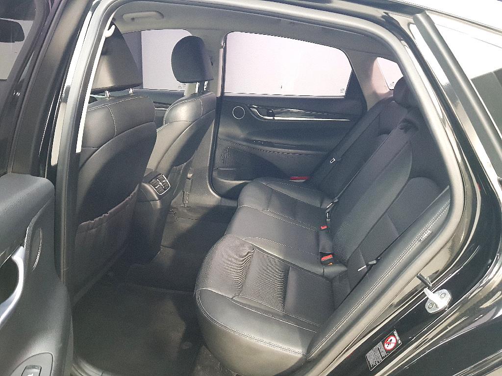 HYUNDAI Grandeur - Vista 9