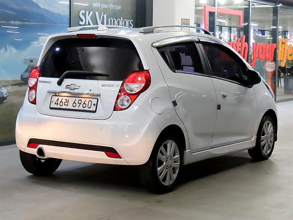 Chevrolet Spark - Vista 4