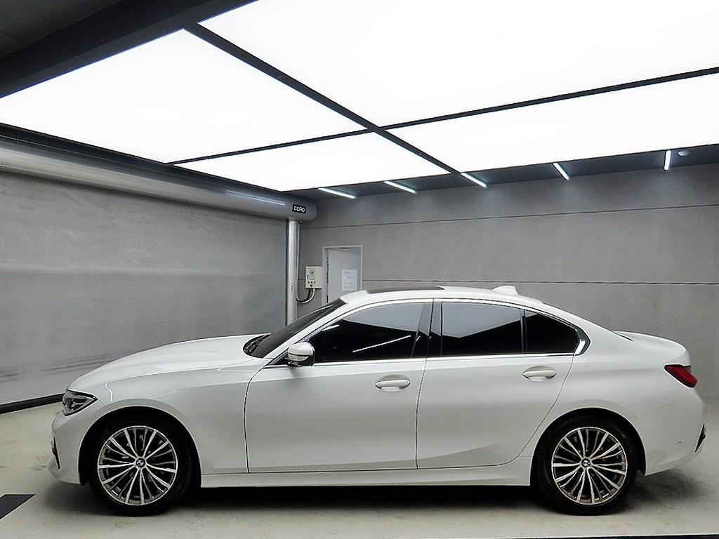 BMW 3 series - Vista 4