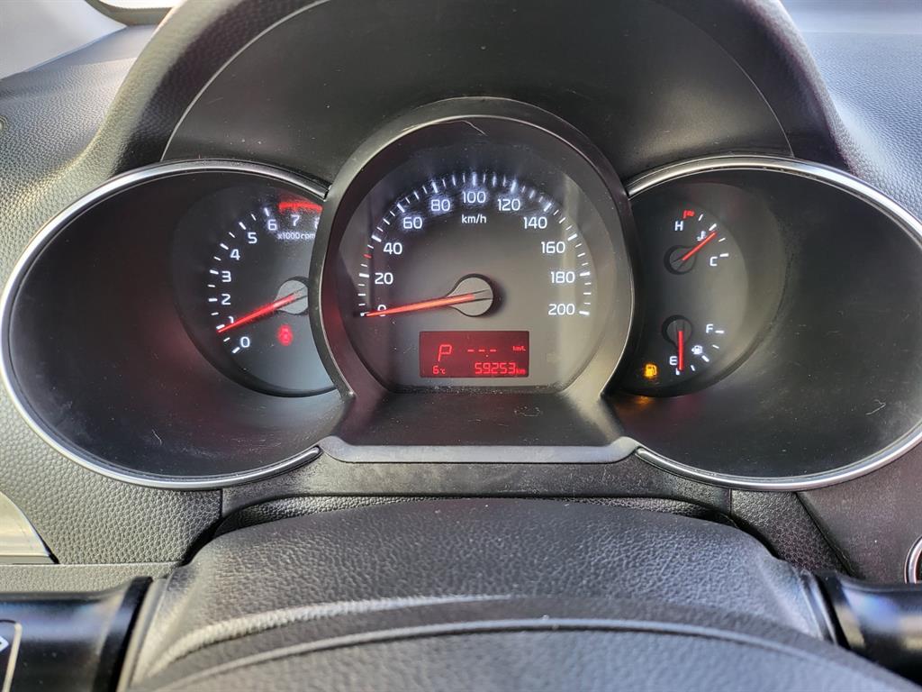 KIA Morning - Vista 9