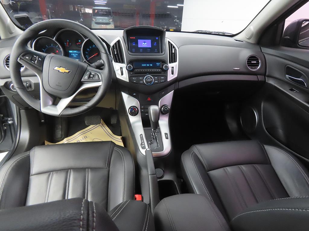 Chevrolet Cruise - Vista 7