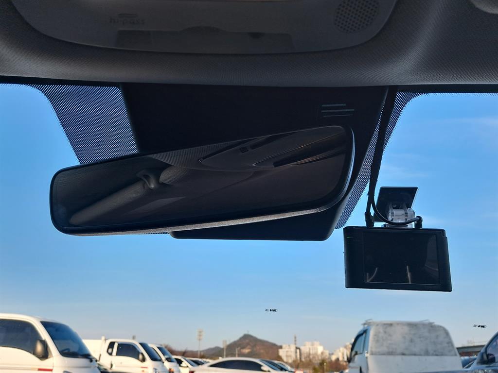 HYUNDAI Sonata - Vista 9