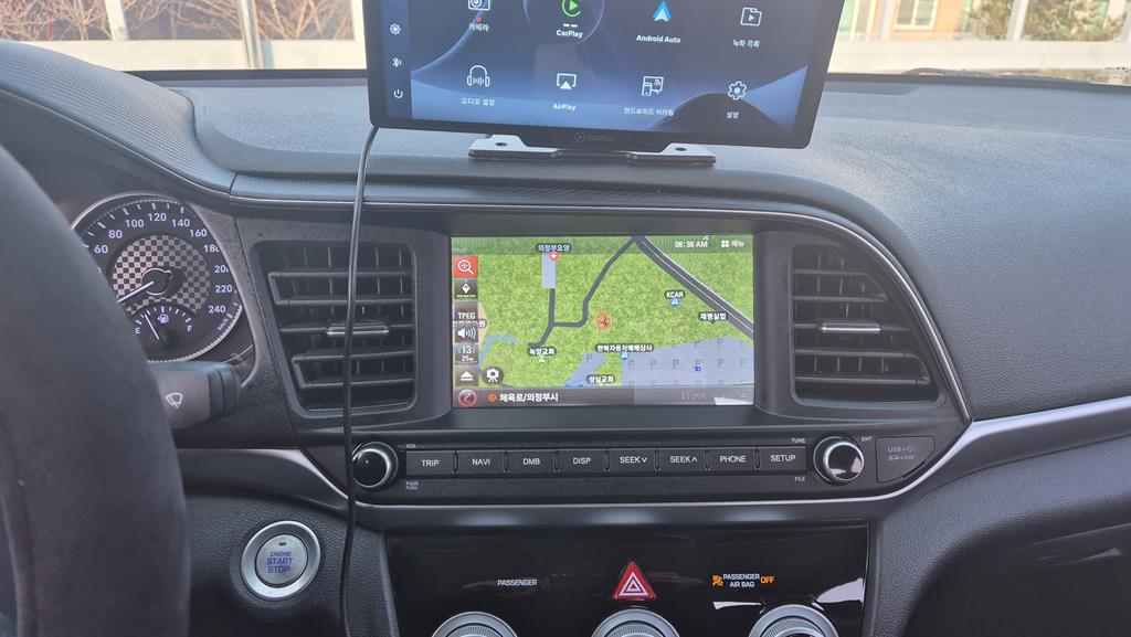 HYUNDAI Avante - Vista 8