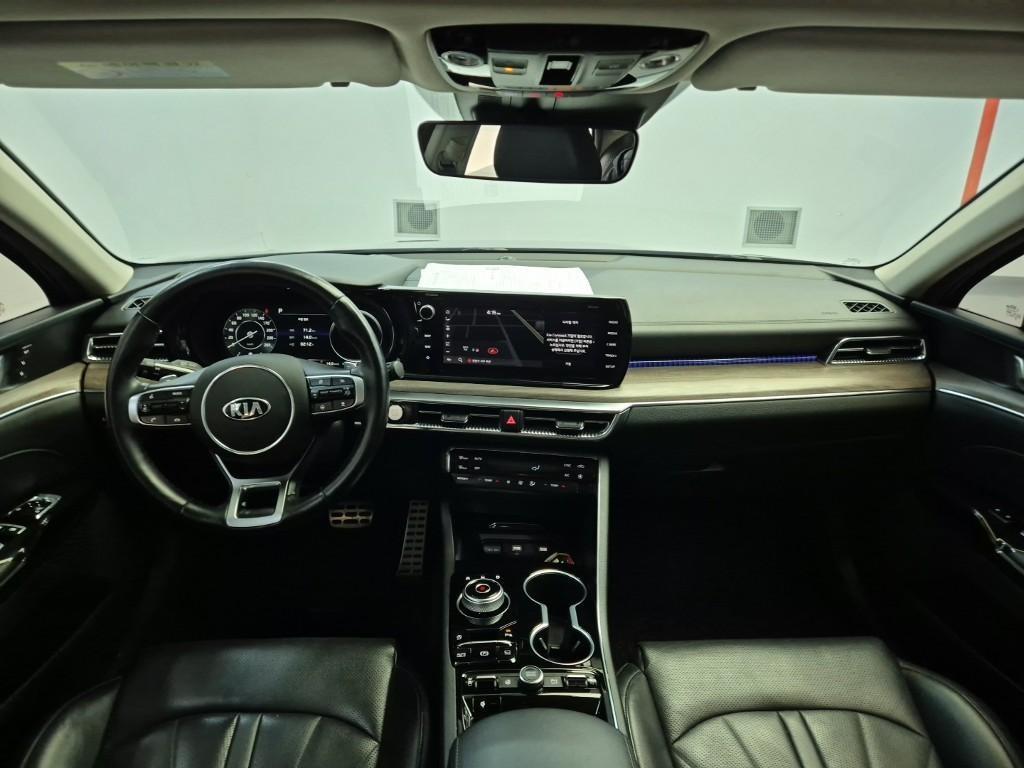 KIA K5 - Vista 7