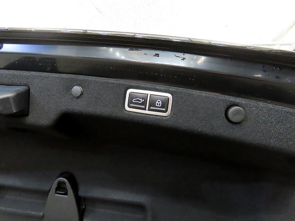 HYUNDAI Grandeur 2026 Negro - Importación desde Corea - HF Imports Iquique - Foto 16