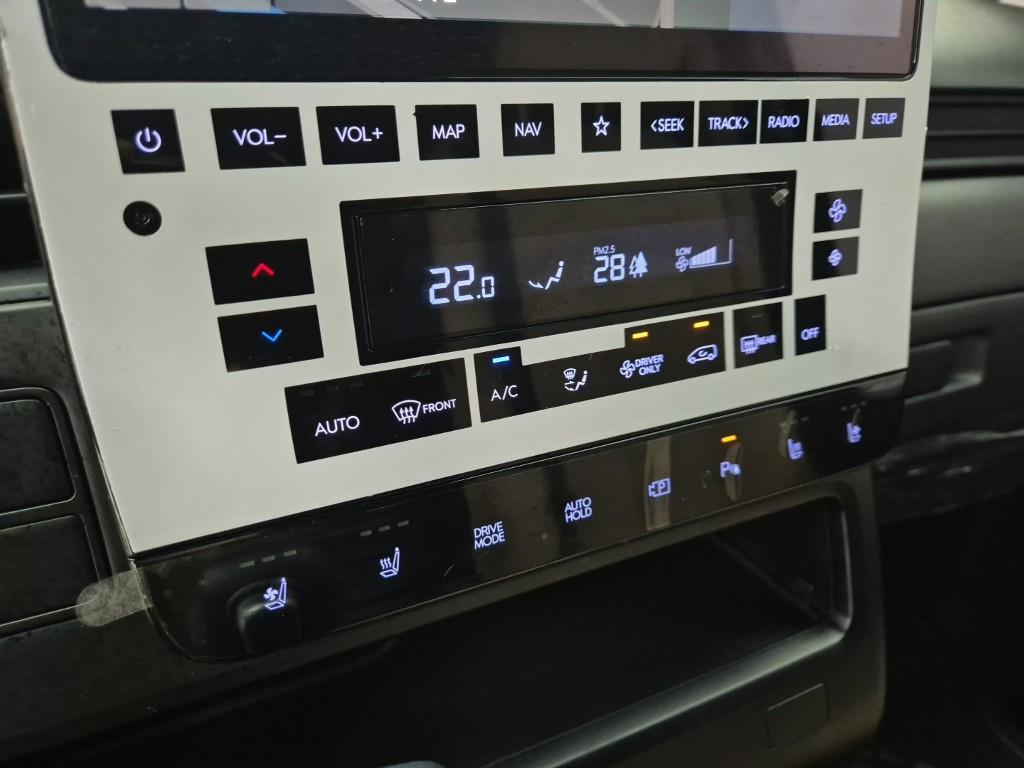 HYUNDAI Staria - Vista 10