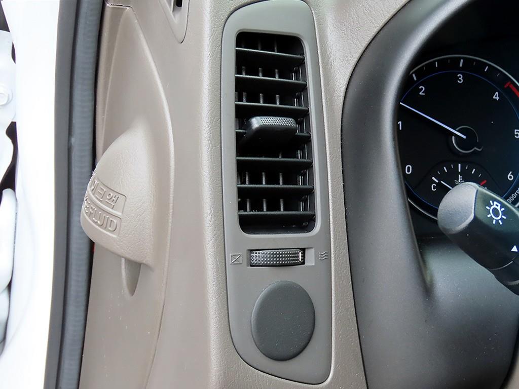 Small Truck Normal Box(Low Deck) 2025 Blanco - Importación desde Corea - HF Imports Iquique - Foto 14
