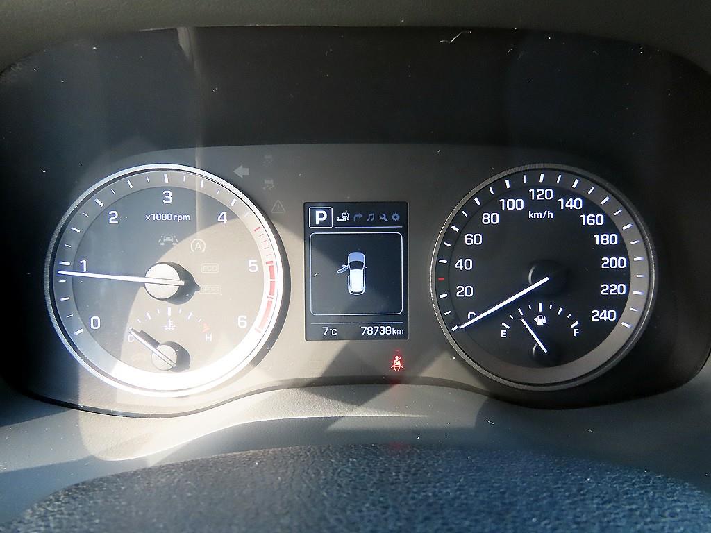 HYUNDAI Tucson - Vista 9