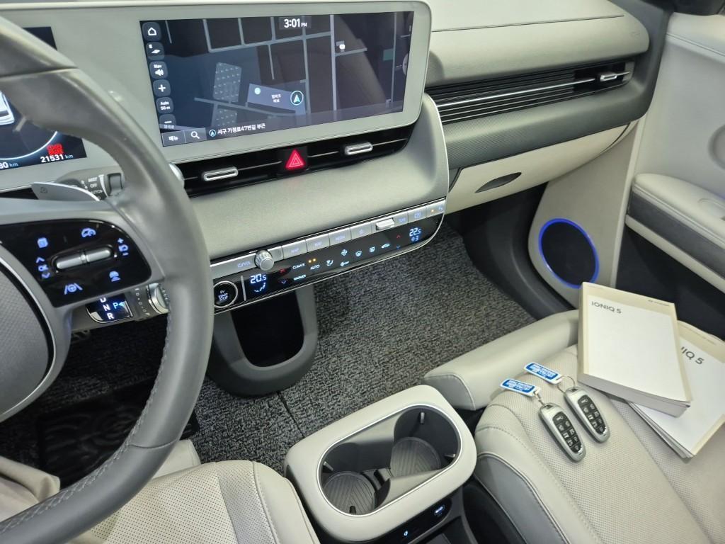 HYUNDAI Ioniq 5 - Vista 10