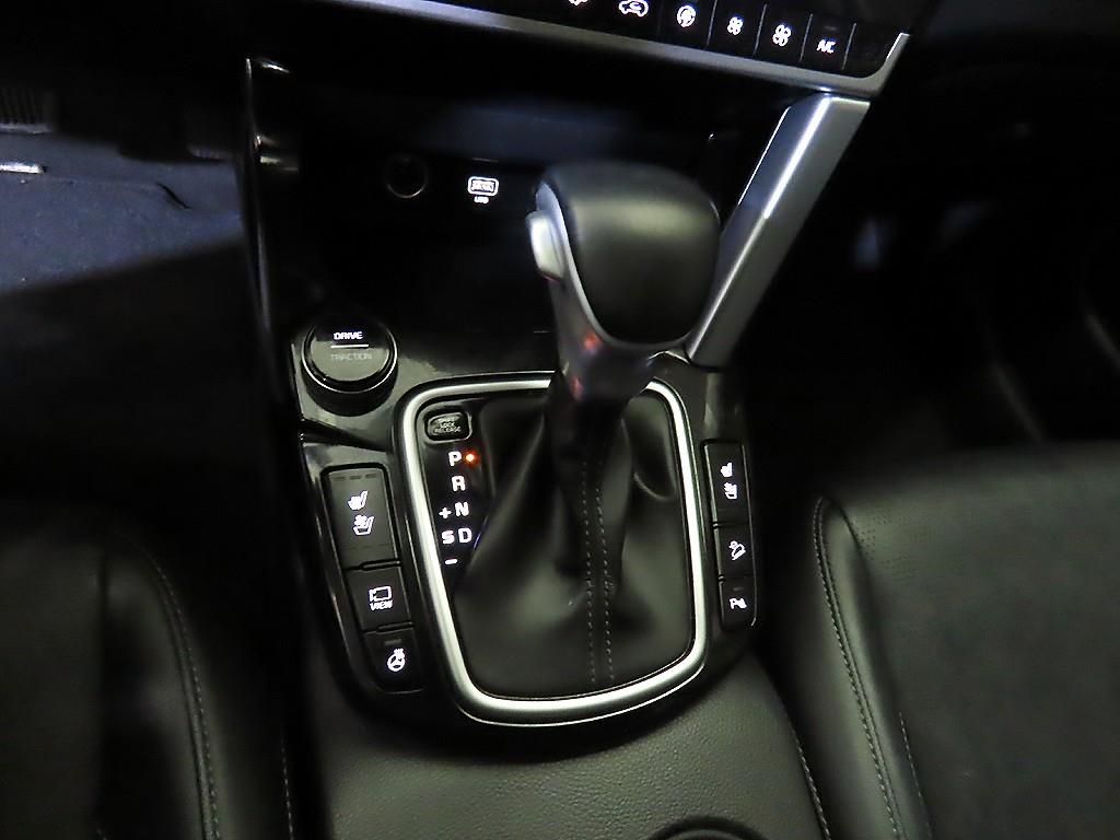 KIA Seltos - Vista 12