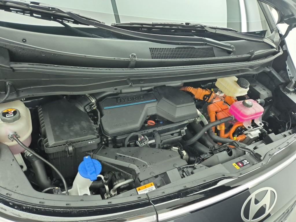 HYUNDAI Staria - Vista 6