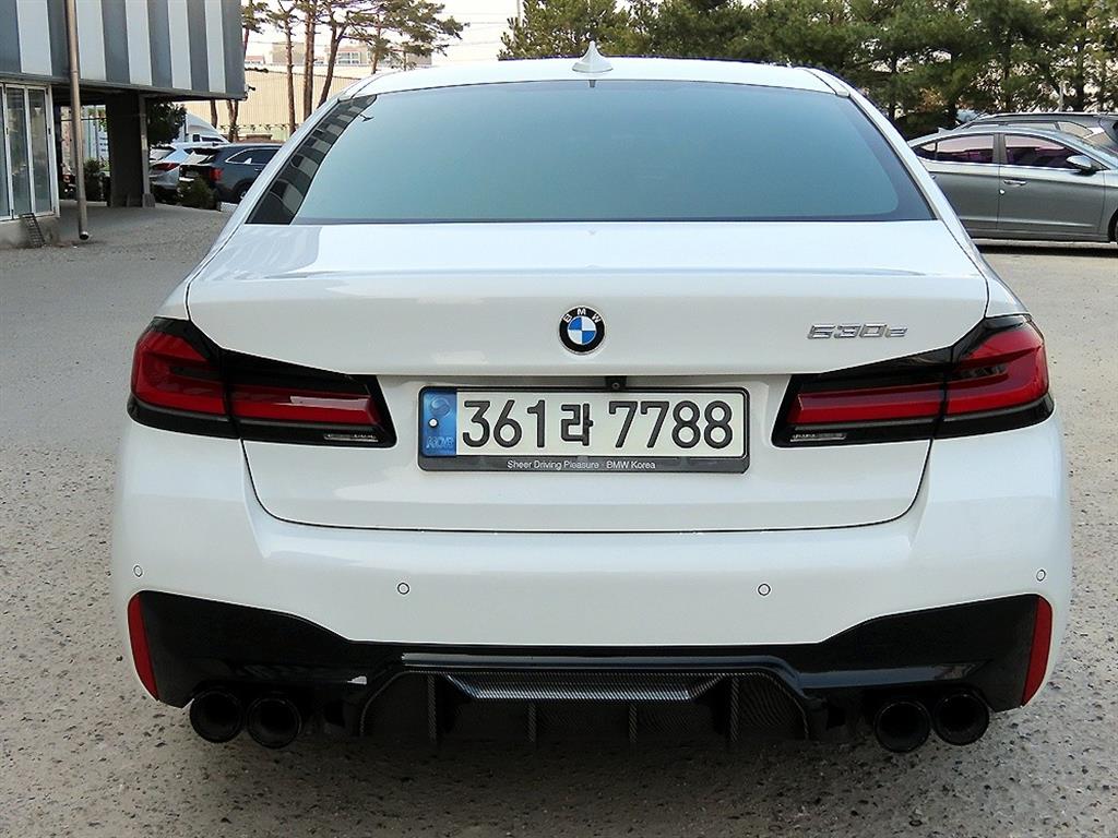 BMW 5 Series - Vista 4