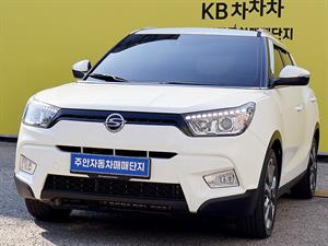 Ssangyong Tivoli - Vista 4