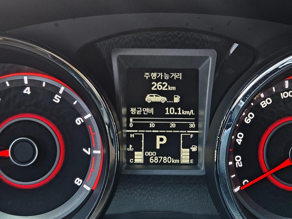 Ssangyong Tivoli - Vista 12