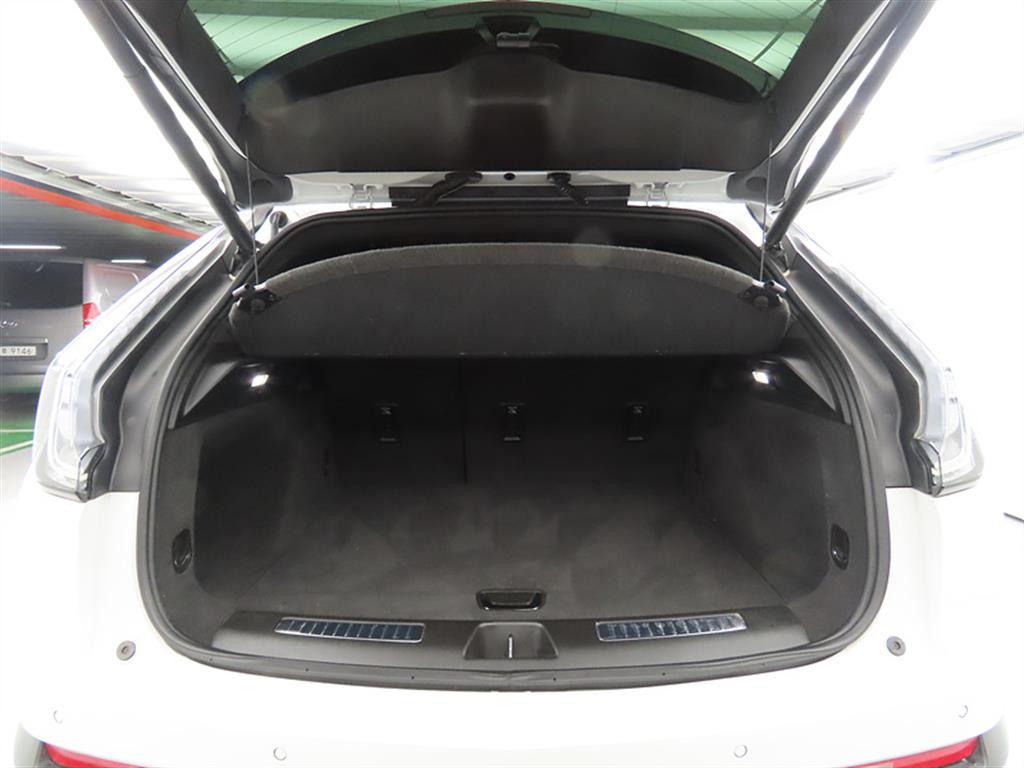 Cadillac XT4 2023 Blanco - Importación desde Corea - HF Imports Iquique - Foto 18