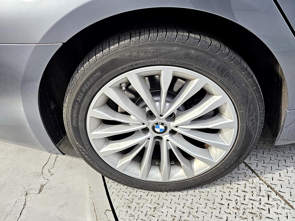 BMW 5 Series 2019 Gris - Importación desde Corea - HF Imports Iquique - Foto 20