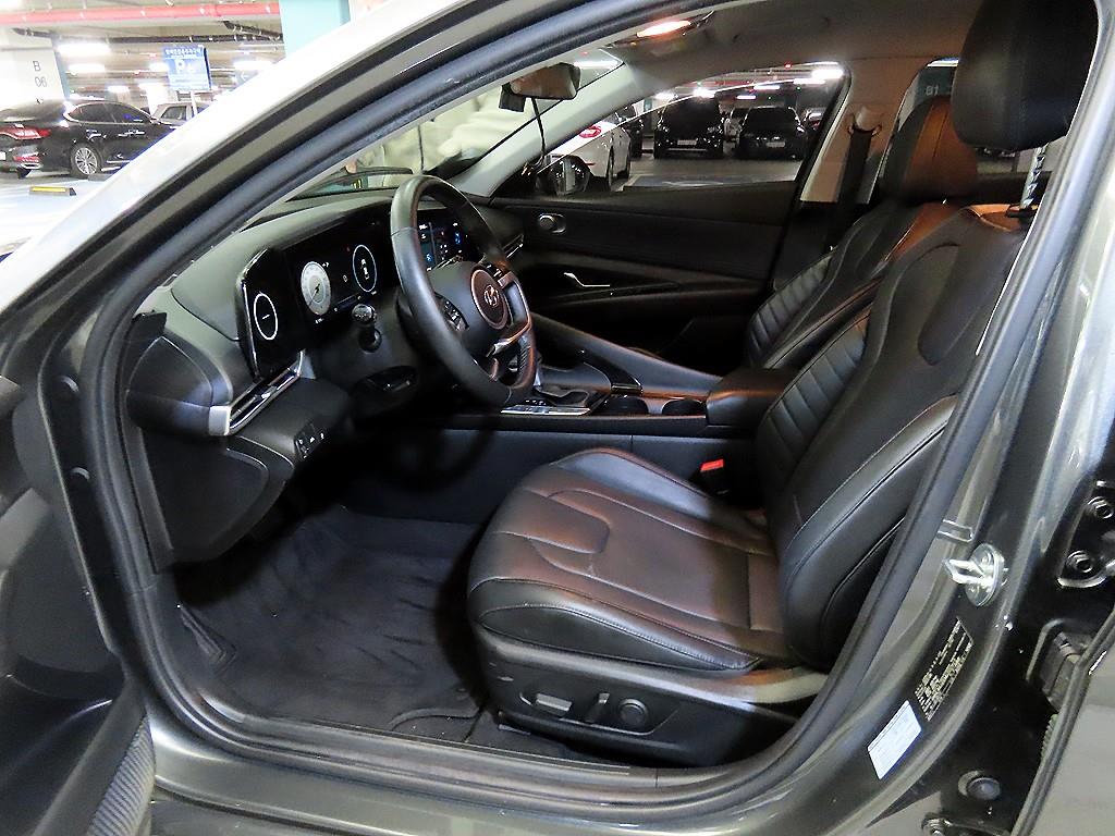 HYUNDAI Avante - Vista 6