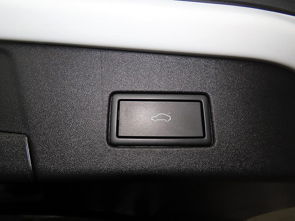 Volkswagen ID.4 2023 Blanco - Importación desde Corea - HF Imports Iquique - Foto 13