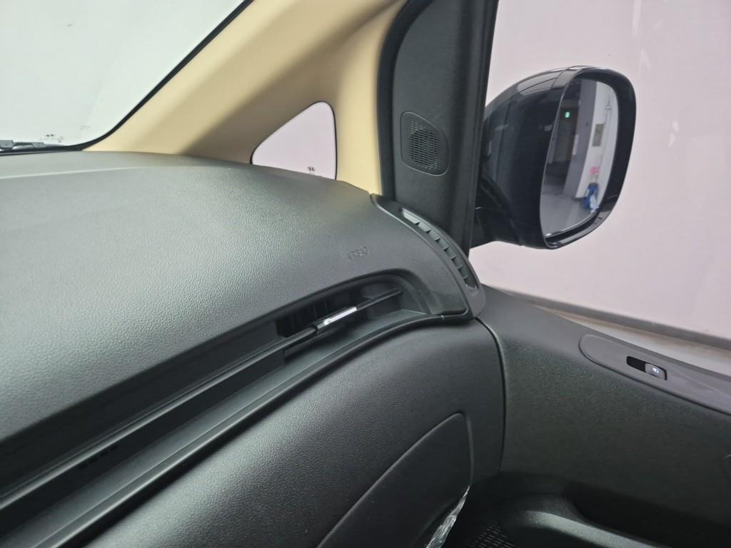 HYUNDAI Staria 2025 Gris - Importación desde Corea - HF Imports Iquique - Foto 16