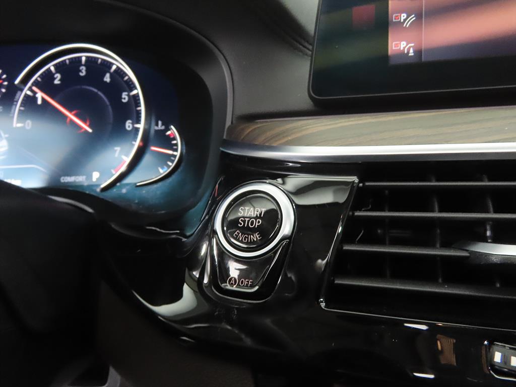 BMW 5 Series 2018 Negro - Importación desde Corea - HF Imports Iquique - Foto 13