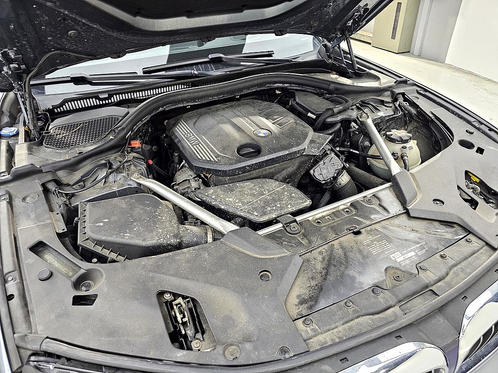 BMW 5 Series - Vista 6