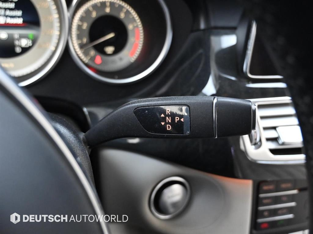 Mercedes Benz CLS Class - Vista 9