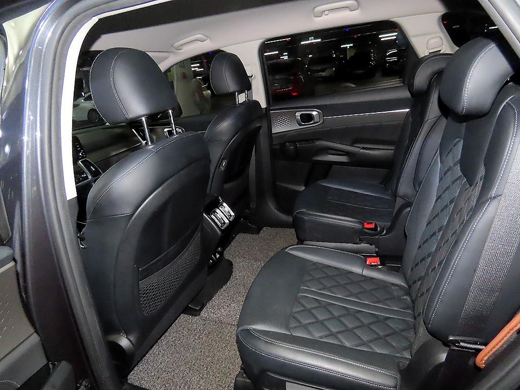 KIA Sorento - Vista 7