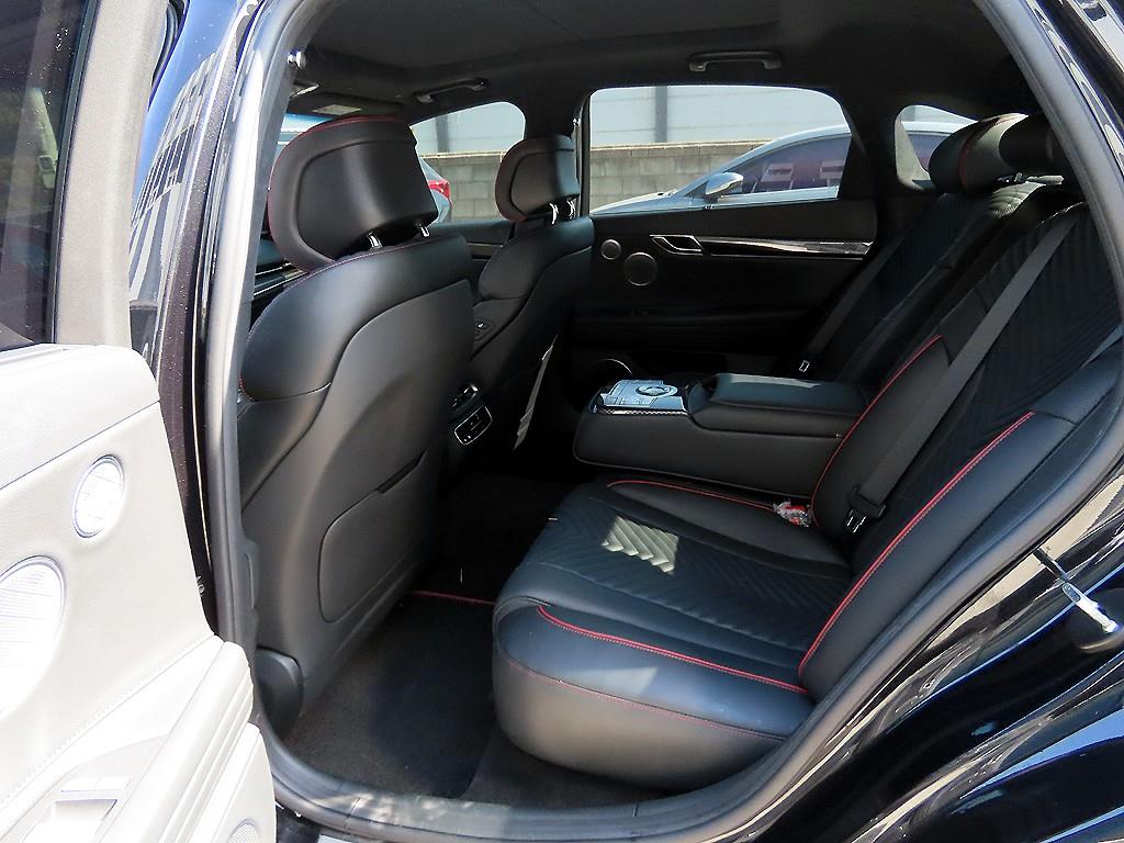 Genesis G80 - Vista 6