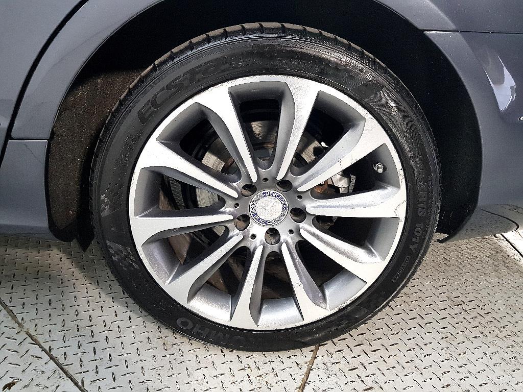 Mercedes Benz CLS Class 2016 Gris - Importación desde Corea - HF Imports Iquique - Foto 20