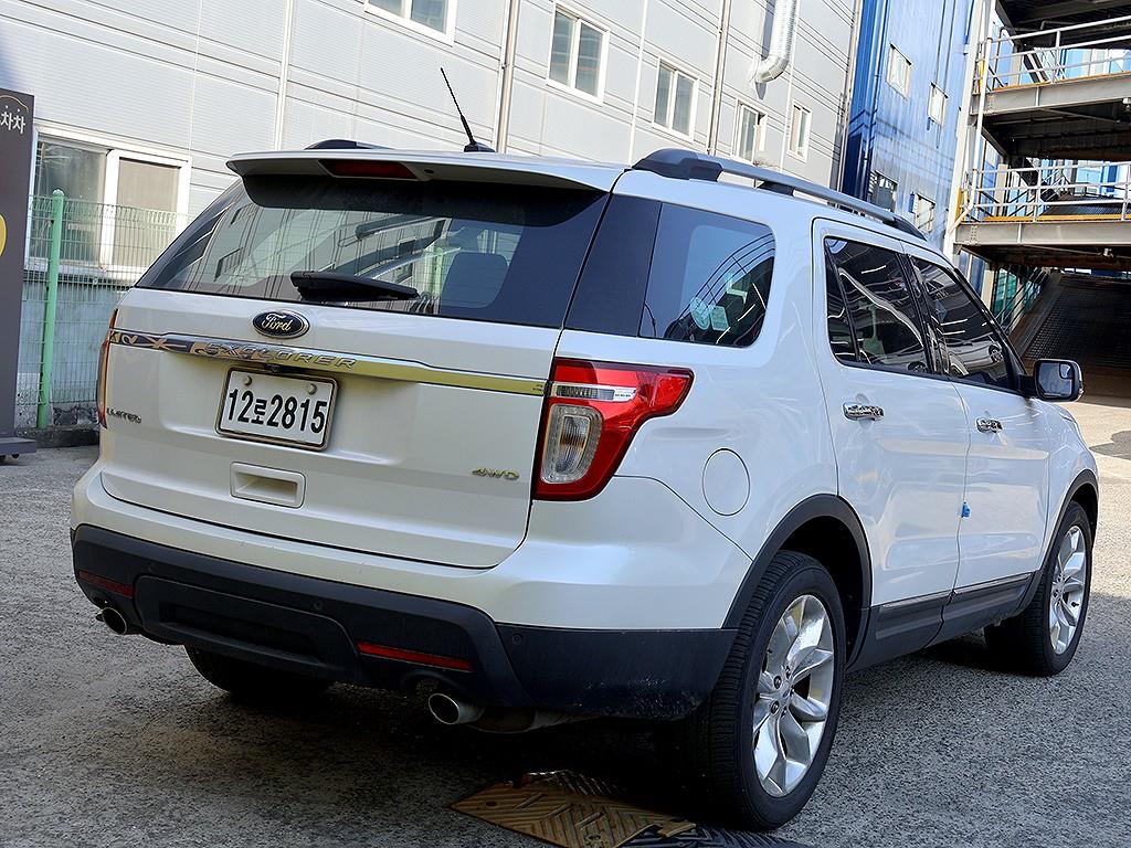 Ford Explorer - Vista 7