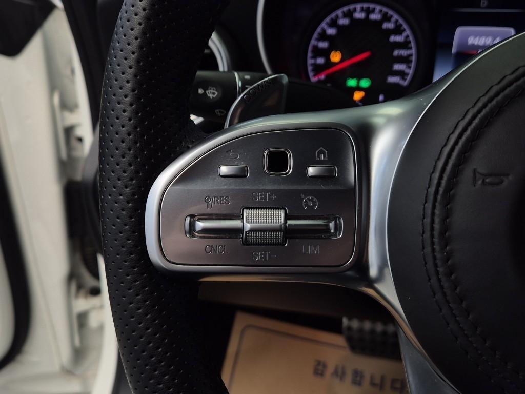 Mercedes Benz C Class - Vista 5