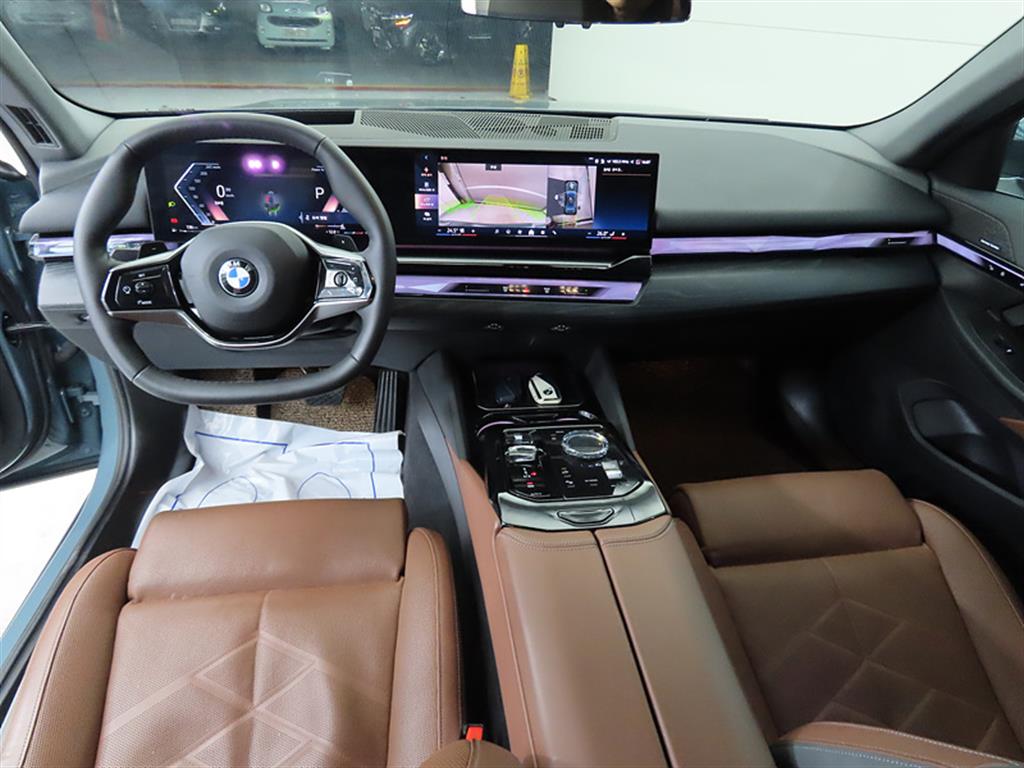 BMW 5 Series - Vista 7