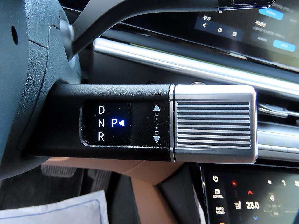 HYUNDAI Grandeur - Vista 11