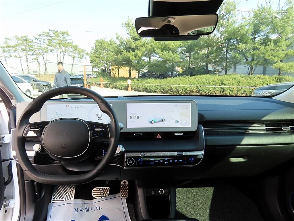 HYUNDAI Ioniq 5 - Vista 7