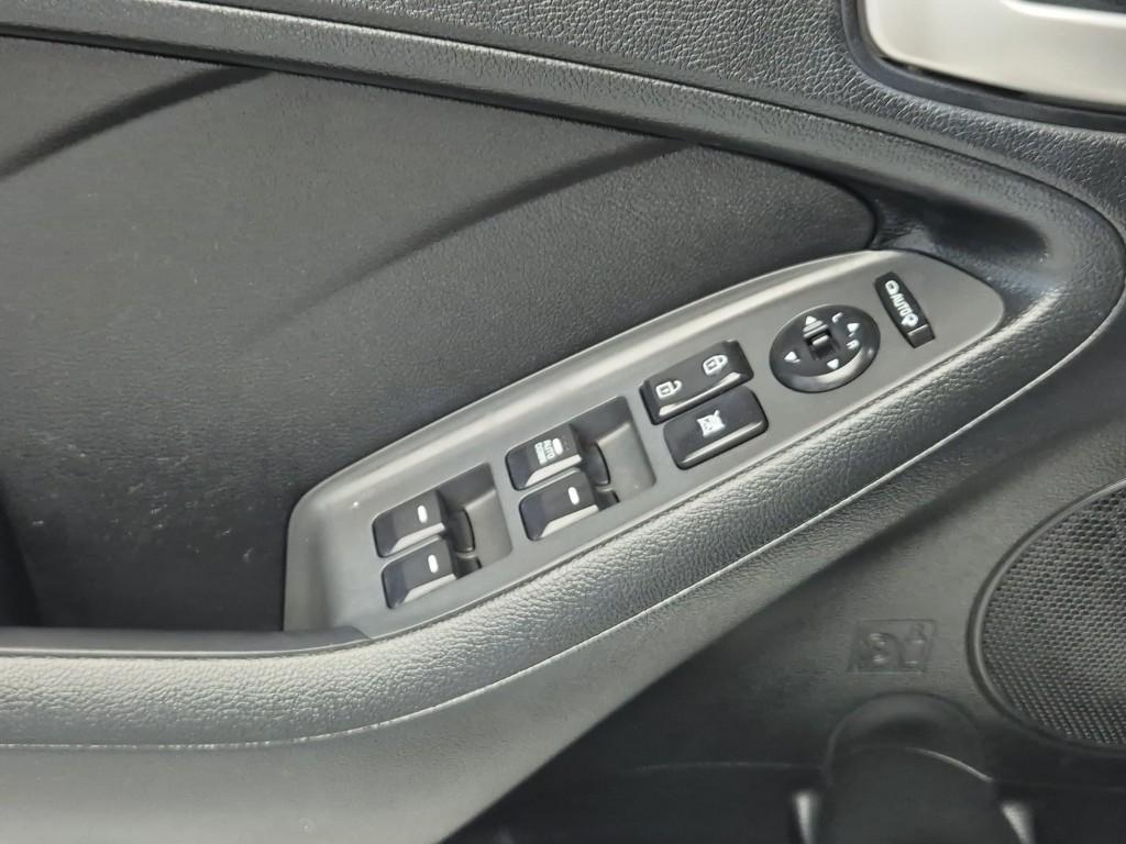 KIA K3 2016 Blanco - Importación desde Corea - HF Imports Iquique - Foto 17