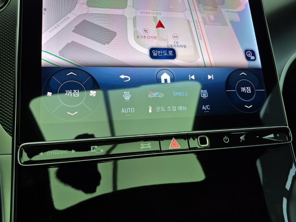 Mercedes Benz GLC Class - Vista 10