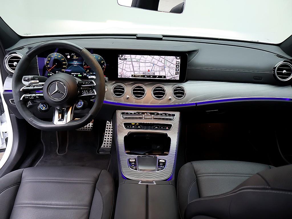 Mercedes Benz E class - Vista 9