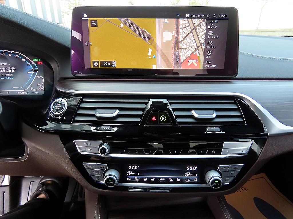 BMW 5 Series 2021 Blanco - Importación desde Corea - HF Imports Iquique - Foto 13